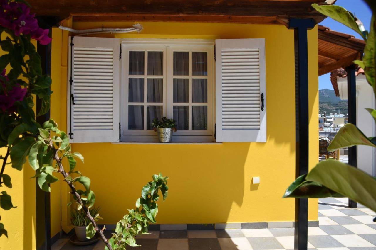 קלמאטה The Yellow Art Home מראה חיצוני תמונה