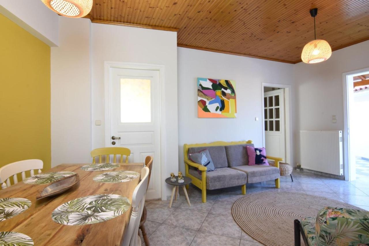 קלמאטה The Yellow Art Home מראה חיצוני תמונה